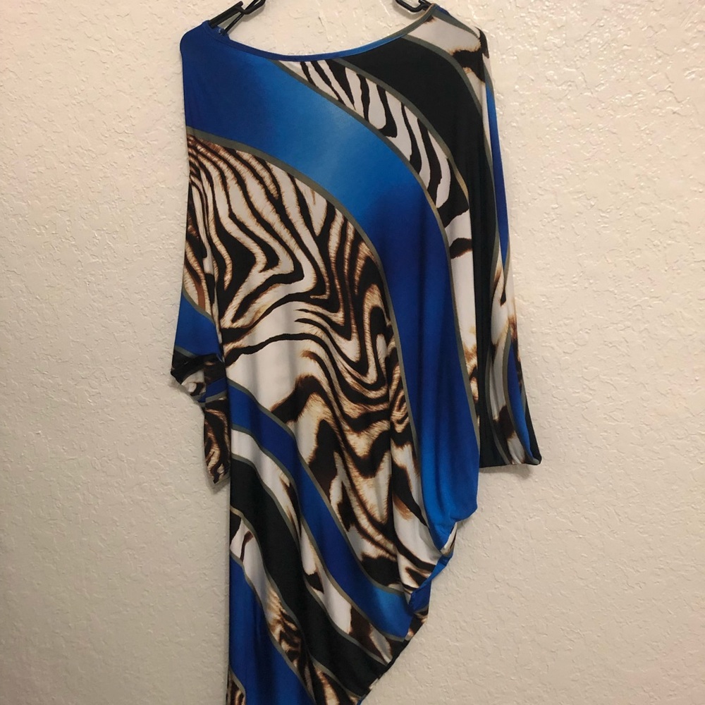 Dress - Picture 4 of 4